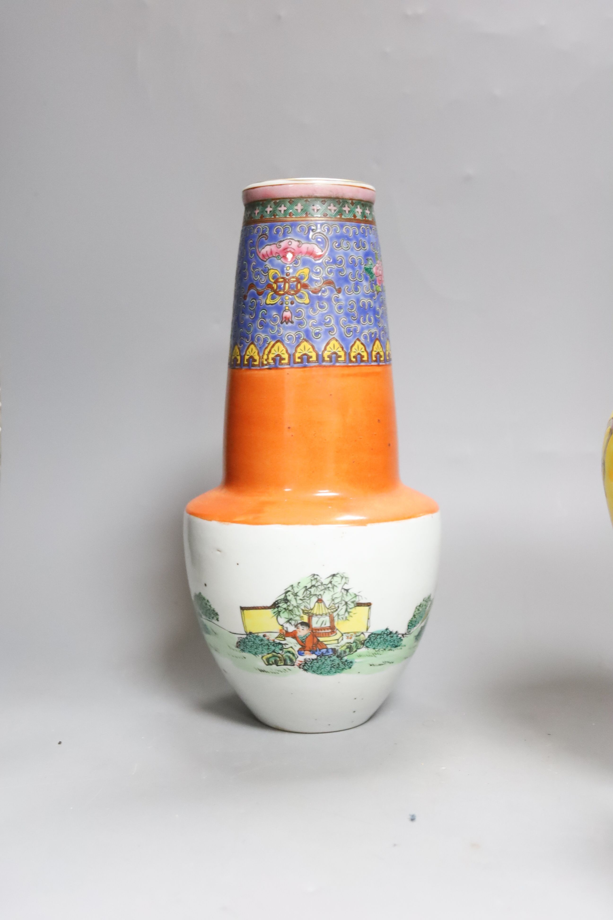 A group of Chinese and Oriental ceramics, 28cm